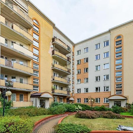 Bluszczanska 74 By Homeprime Варшава Екстер'єр фото